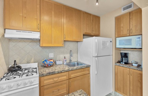 North Beach Apartamento | Vida relajada en la playa: 1 cama / 1 baño con jardín privado