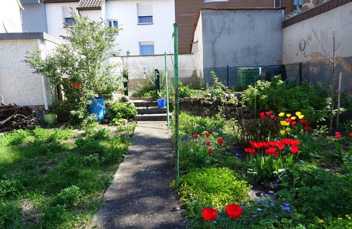 Kleinblittersdorf Apartamento | Relaxed living in a centrally located apartmentalso recommended for visiting students