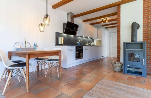 Vollerwiek Apartamento | "Relaxed North Sea vacation in the spacious first floor apartment with terrace"