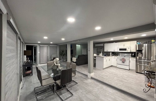 Key Largo Casa | Relaxing 2-Bedroom home with gorgeous views overlooking the water.