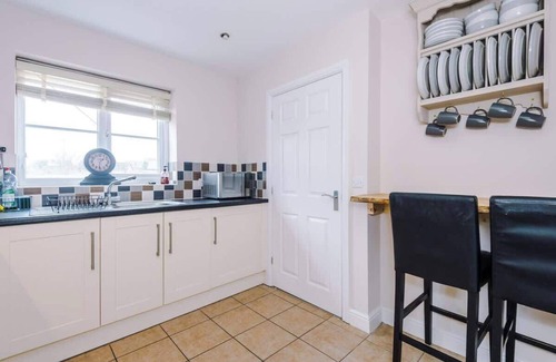 Broughton Casa | Relaxing 3 bedroom Chester Home with garden