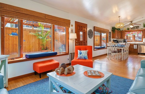 Toro Canyon Casa | Relaxing 3 bedroom House w/hot tub & 8ft pool table - 5 minutes from beach