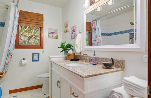 Toro Canyon Casa | Relaxing 3 bedroom House w/hot tub & 8ft pool table - 5 minutes from beach