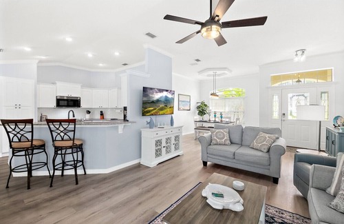 Palm Coast Casa | Relaxing 3bd Pool Home w/Lanai & Lush Backyard