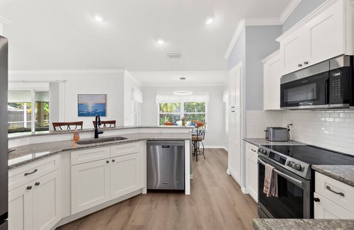 Palm Coast Casa | Relaxing 3bd Pool Home w/Lanai & Lush Backyard
