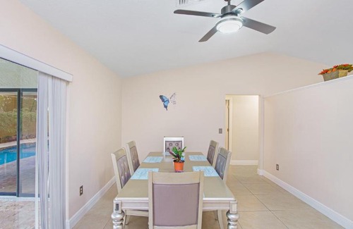 Sunrise Casa | Relaxing 4 Bedroom Home With Pool