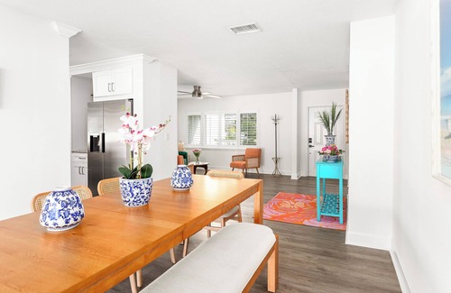 Lake Magdalene Casa | Relaxing 4BR Pool Getaway