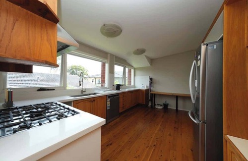Carlingford Casa | Relaxing 6 Bedroom Escape in Carlingford with Pool