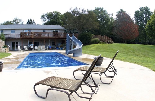 La Porte Casa | Relaxing 8 acres, Large Family Getaway plus Giant Pool, Hot tub, Sports Complex