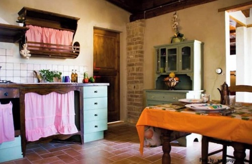 Mondavio Apartamento | Relaxing apartment "Poppies" - Agriturismo Borgo la Rovere