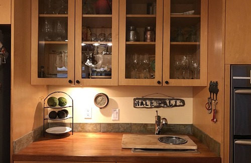 Captain Cook Casa | Relajante, lejos de todo, casa en el agua con una pequeña piscina natural