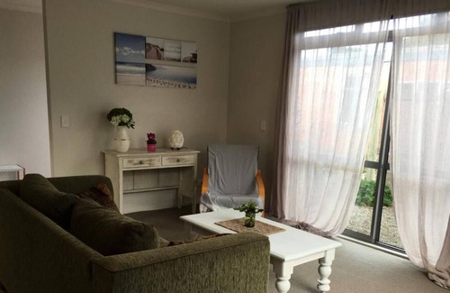 Titahi Bay Casa | Relaxing Beach Side House