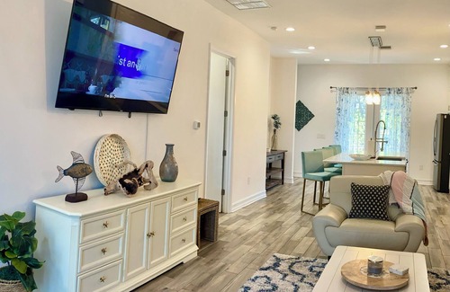 Palm Harbor Casa | Relaxing Beach Style Home with Heated Saltwater Pool in Crystal Beach