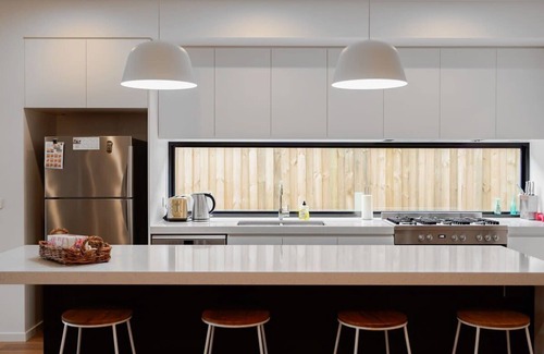 Bentleigh Casa | Relaxing Bentleigh Executive Family Getaway