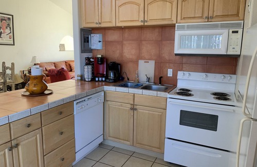 Salsipuedes Condominio | Condominio relajante en Bajamar Golf Resort