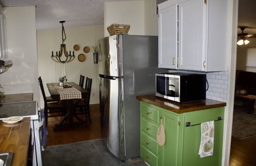 Greer Casa | Relaxing Country Getaway – Pet Friendly, Close to Greenville & Spartanburg