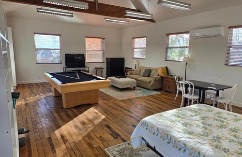 Poway Casa | Relaxing Countryside Resort Guest House