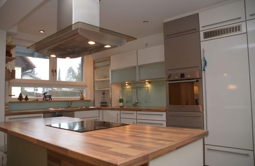 Loffingen Apartamento | Vacaciones relajantes en un apartamento de 4 estrellas recientemente renovado en medio del sur de la Selva Negra