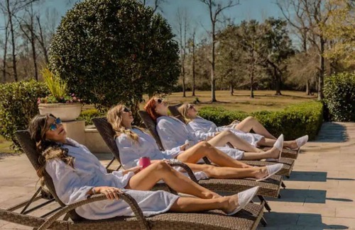 Ponchatoula Casa | Relaxing estate centrally located from New Orleans & Baton Rouge