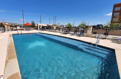 Pflugerville Casa | 3 Units Close to Central Park! Pet Friendly, Free Breakfast & Free Parking!