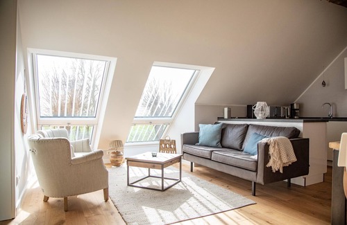 Dornum Apartamento | "Relaxing family vacation at the historic Gulfhof Dreybült on the North Sea!"