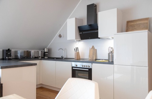 Dornum Apartamento | "Relaxing family vacation at the historic Gulfhof Dreybült on the North Sea!"