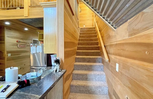 Winchester Cabina | Relaxing Getaway Cabin in Winchester, TN