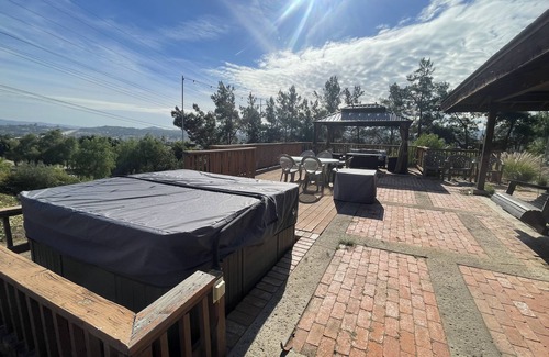 Country Club Casa | Relaxing Getaway in the Heart of North County San Diego