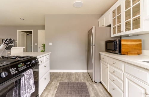 Leschi Casa | Relaxing getaway near downtown ★ With hammock, and bocce ball