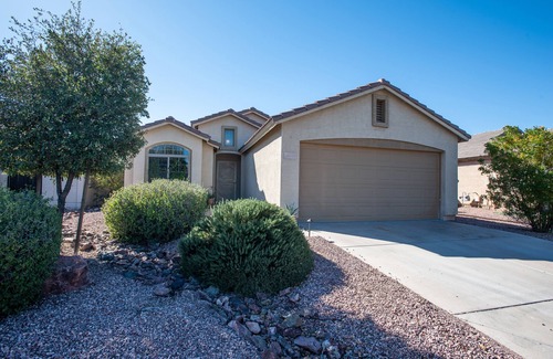 Roseview Casa | Relaxing Home w/Private Yard & Free-Flowing Layout