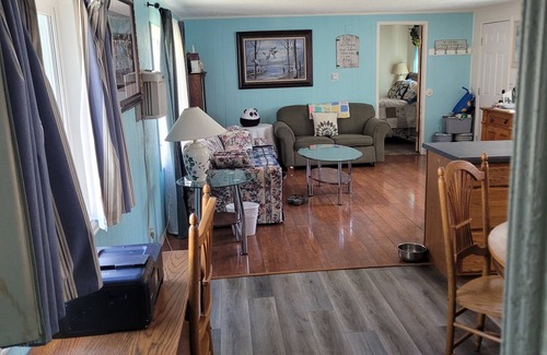 Longmont Casa | Relaxing home with fenced yard