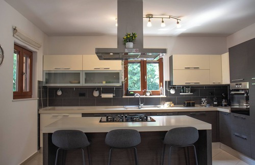 Buzinija Casa | Relaxing Istrian Home with Pool, Garden, Barbecue – Family & Pet-Friendly
