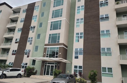 Eden Gardens Apartamento | Relaxing Kingston Apartment in close proximity to entertainment