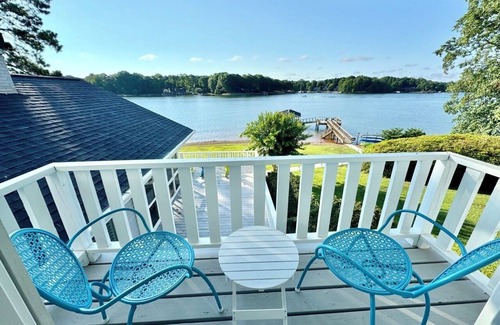 Troutman Casa | Relaxing Lakefront Home with Brand New Dock and Immaculate Vibes