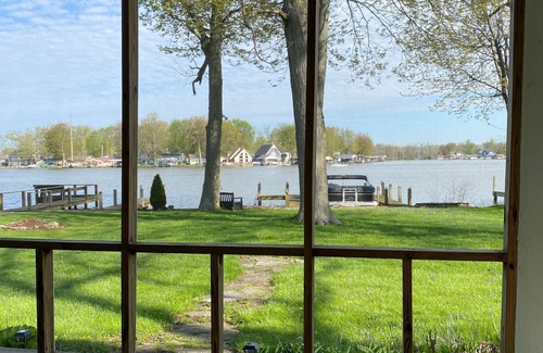 Saint Johns Casa | Relaxing Lakehouse Getaway - With or without the kids!
