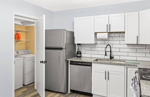 Chapel Hill Casa | Relaxing & Modern 2 Bdrm UNC/Duke Vacation Home