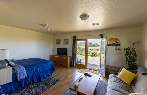 Fort Bragg Apartamento | Relaxing Ocean Hideaway - Full Studio with Beach Access!