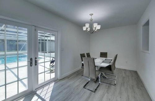 Palmetto Casa | Relaxing Pool Side - Near Fairgrounds