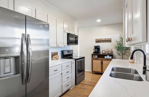 Nashville Casa | Relaxing Private Ranch Retreat–10 Mins to Downtown. Complete w/ your own Urinal!