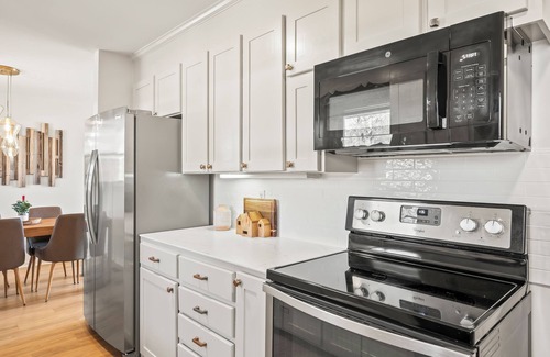Nashville Casa | Relaxing Private Ranch Retreat–10 Mins to Downtown. Complete w/ your own Urinal!