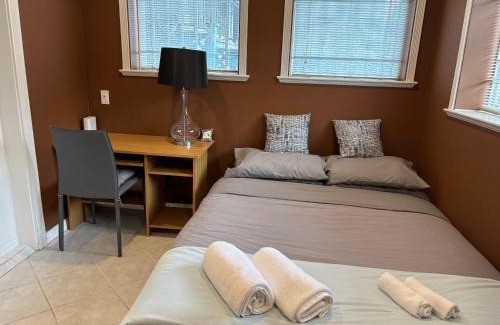 Hastings Casa | Relaxing Private Room, Quiet and Convenient