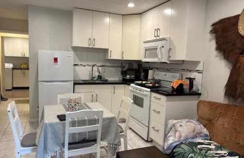 Hastings Casa | Relaxing Private Room, Quiet and Convenient
