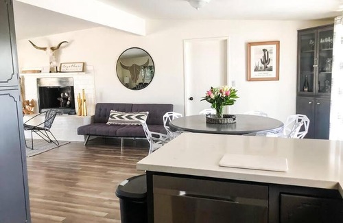 Twentynine Palms Casa | Relaxing Private POOL and Jacuzzi Joshua Tree Home