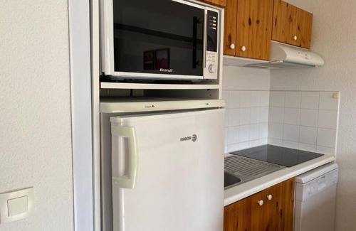 Montbrun-les-Bains Apartamento | Relaxing Retreat Near Thermal Baths: Comfort & Nature, With Pool & Free Parking
