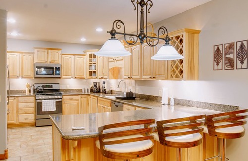 Munds Park Cabina | Relaxing/Rejuvenating 4BR/3.5BA Cabin *Munds Park*