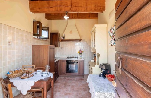 Monte San Martino Apartamento | Apartamento Monte San Martino con Piscina