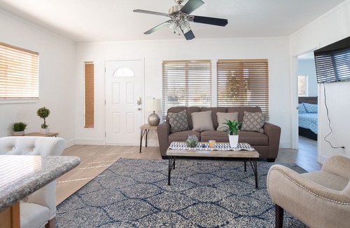 West Sacramento Casa | Relaxing Retreat | Hot Tub | 2 miles from Downtown Sacramento