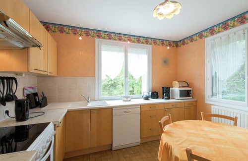Bathernay Casa | Casa en Bathernay con Jardín
