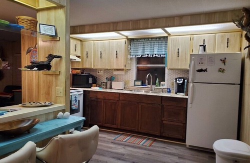 Crystal River Casa | Relaxing retreat on the water-10 minutes to Gulf and Springs!