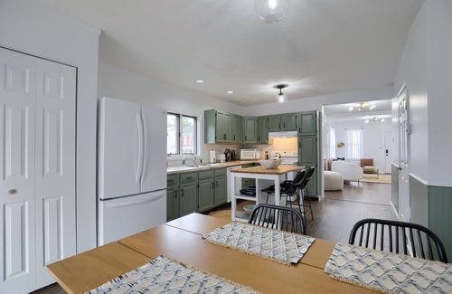 Ephrata Casa | Relaxing Small Town Retreat - Yard and Parking